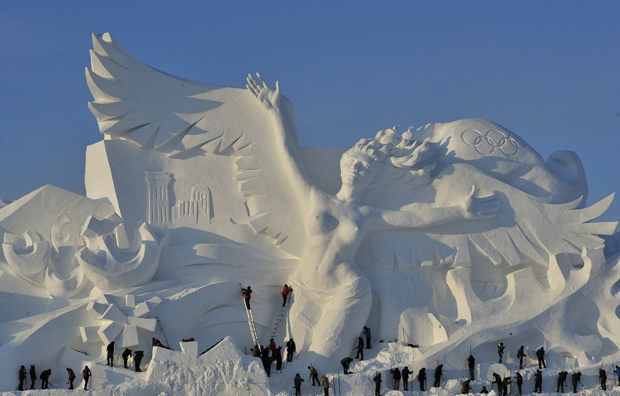 900x575, 120 Kb / олимпиада, скульптура, снег