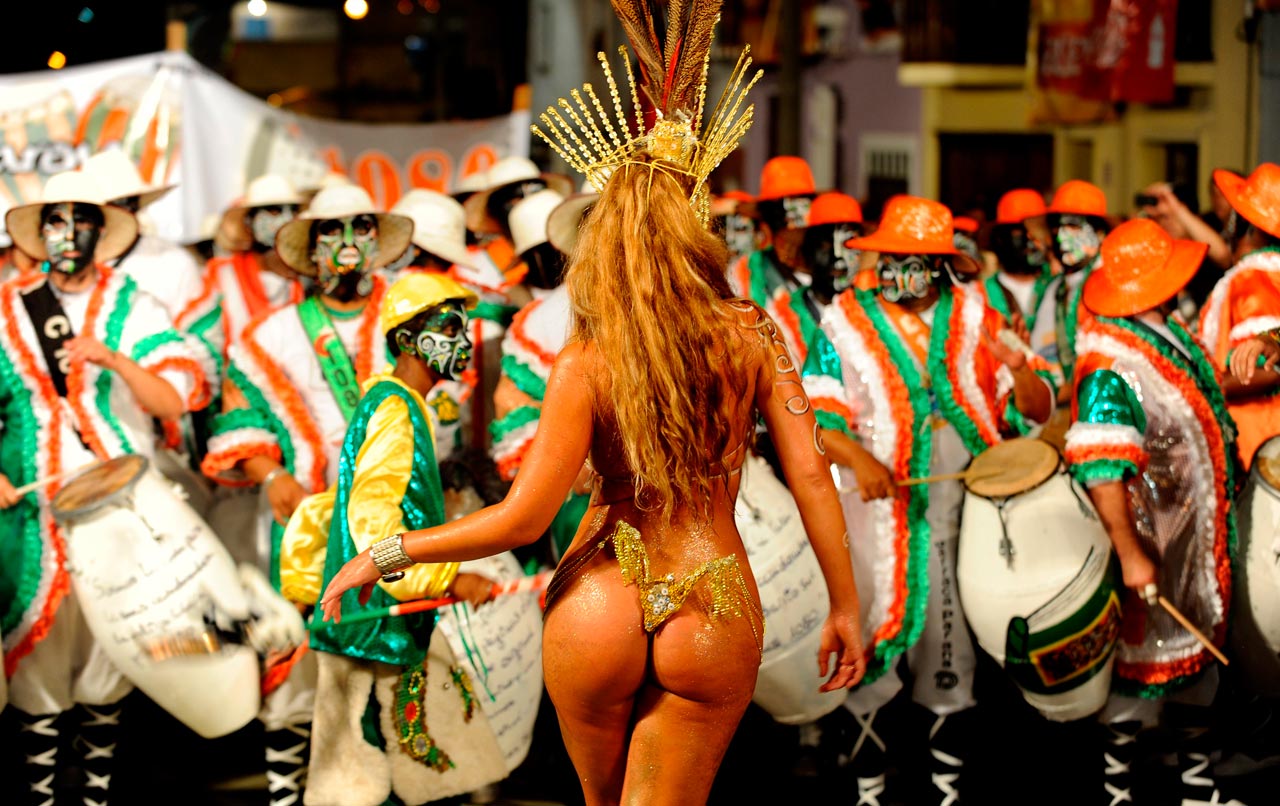 1280x806, 190 Kb / женщина, ряженые, карнавал, Бразилия