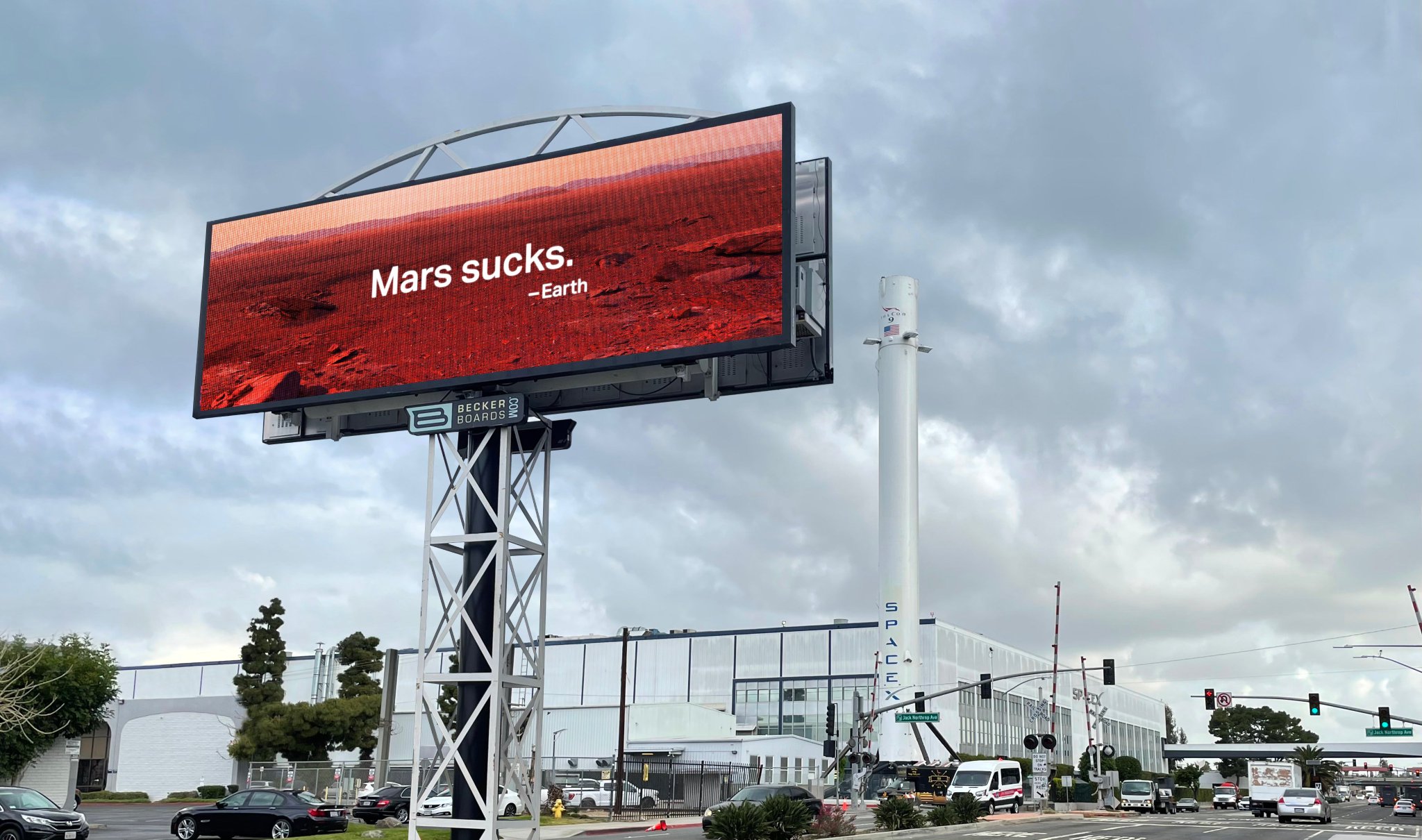 2048x1210, 367 Kb / Рекламный щит, билборд, SpaceX, США, космос, Лос-Анджелес, Марс сосет