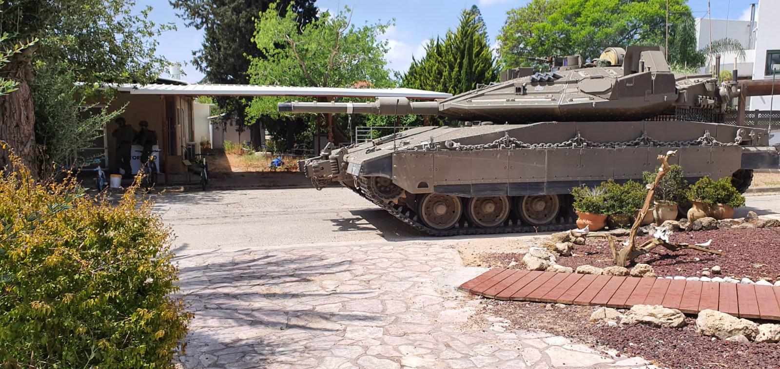 1600x757, 283 Kb / танк, Израиль, Merkava Mk.4M