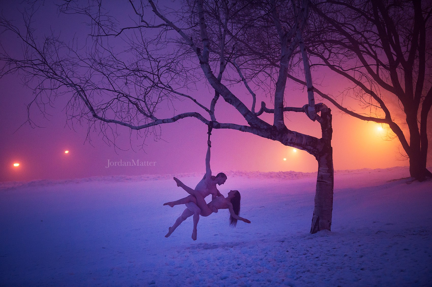 1700x1131, 561 Kb / Jordan Matter, двое, мужчина, женщина, голые, снег, туман, деревья, ветви