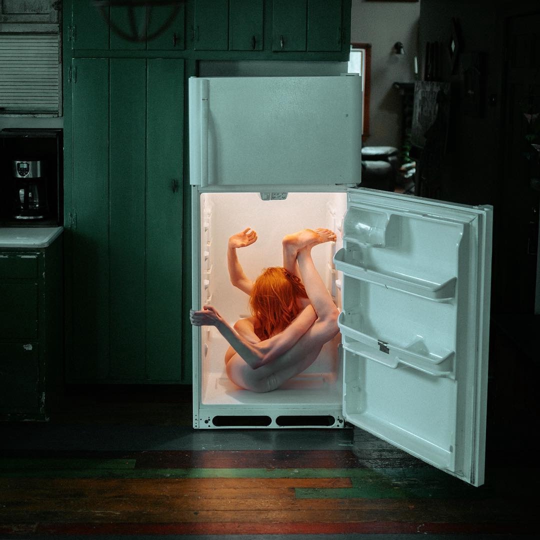 1080x1080, 201 Kb / Святослав Гиндлер, холодильник, рыжая