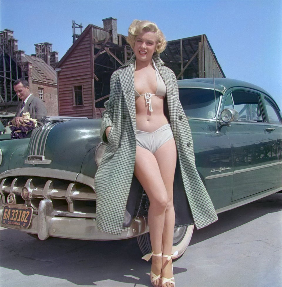 960x977, 156 Kb / Мэрилин Монро, автомобиль, раскраска, Marilyn Monroe
