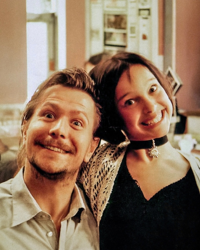 811x1013, 309 Kb / Gary Oldman,  , Natalie Portman,  , 