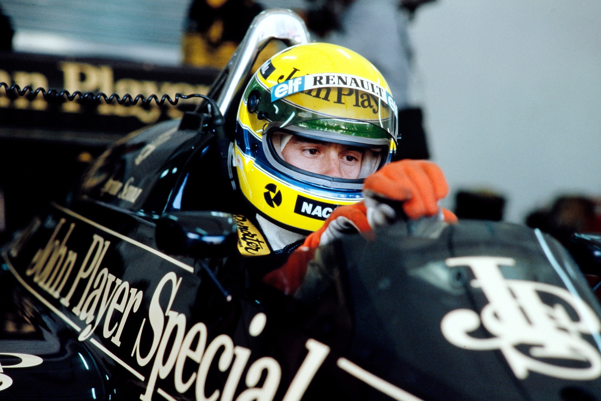 2048x1365, 597 Kb / Ayrton Senna,  1, , ,  , 