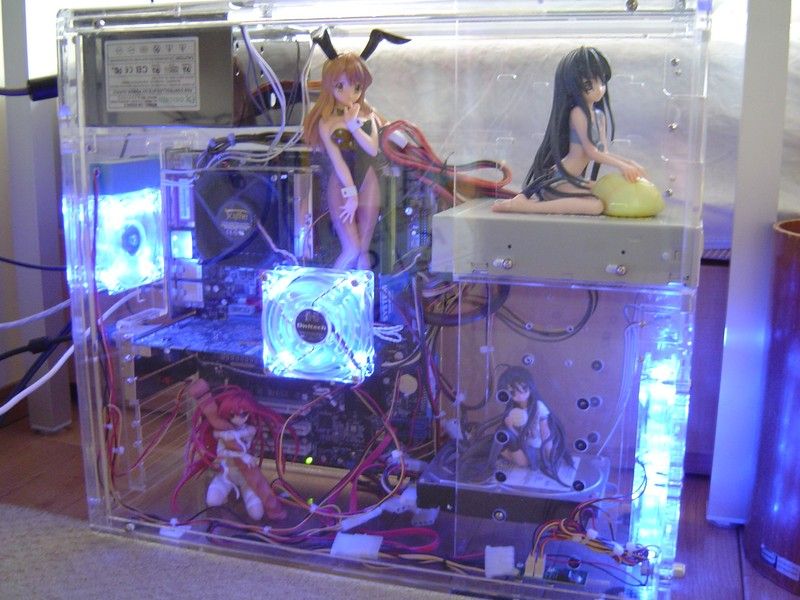 800x600, 88 Kb / аниме, куклы, компьютер