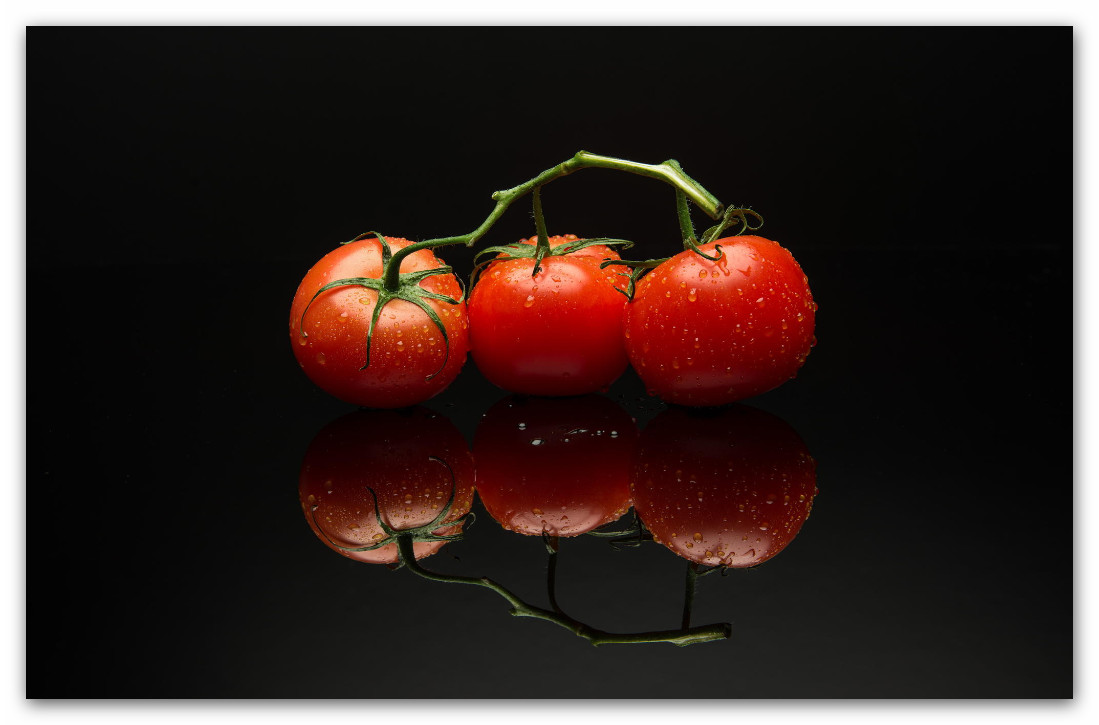 1099x725, 98 Kb / помидоры, красный, отражение