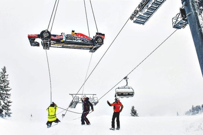 700x464, 50 Kb / F1, Formula1, Red Bull, Ферстаппен, снег, Австрия