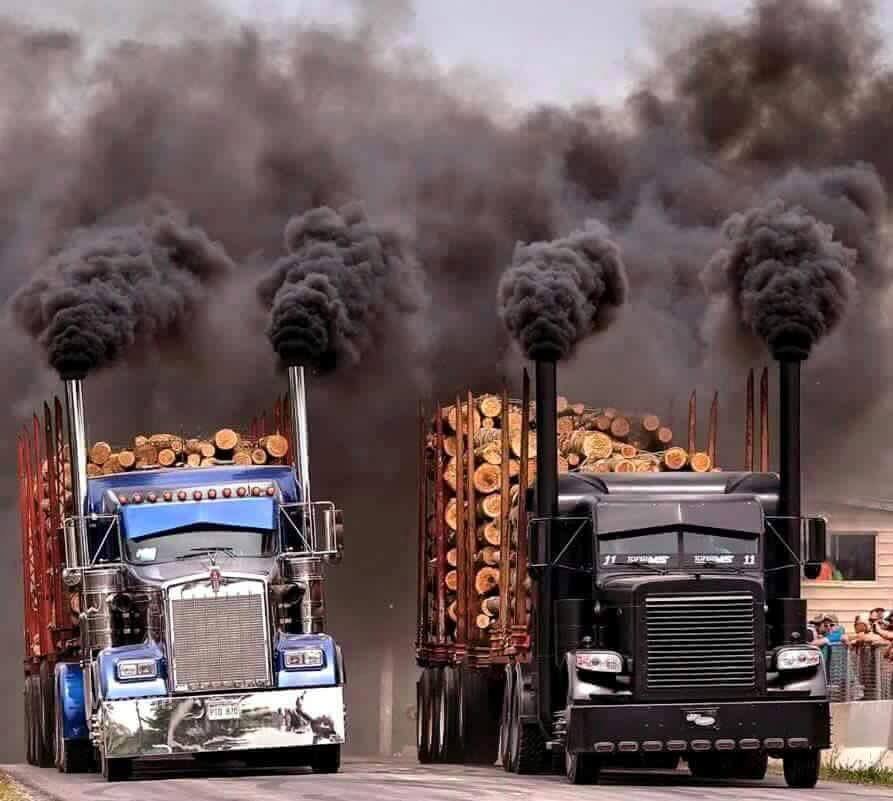893x801, 70 Kb / грузовики, копоть, дрова